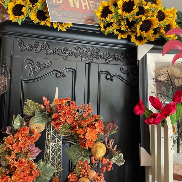 Meet your Posher, Debra - Picture 2 of 2